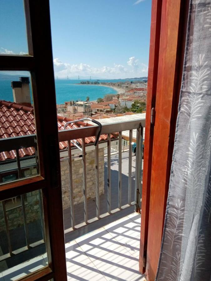 Clock'S House Apartment Nafpaktos Exterior foto