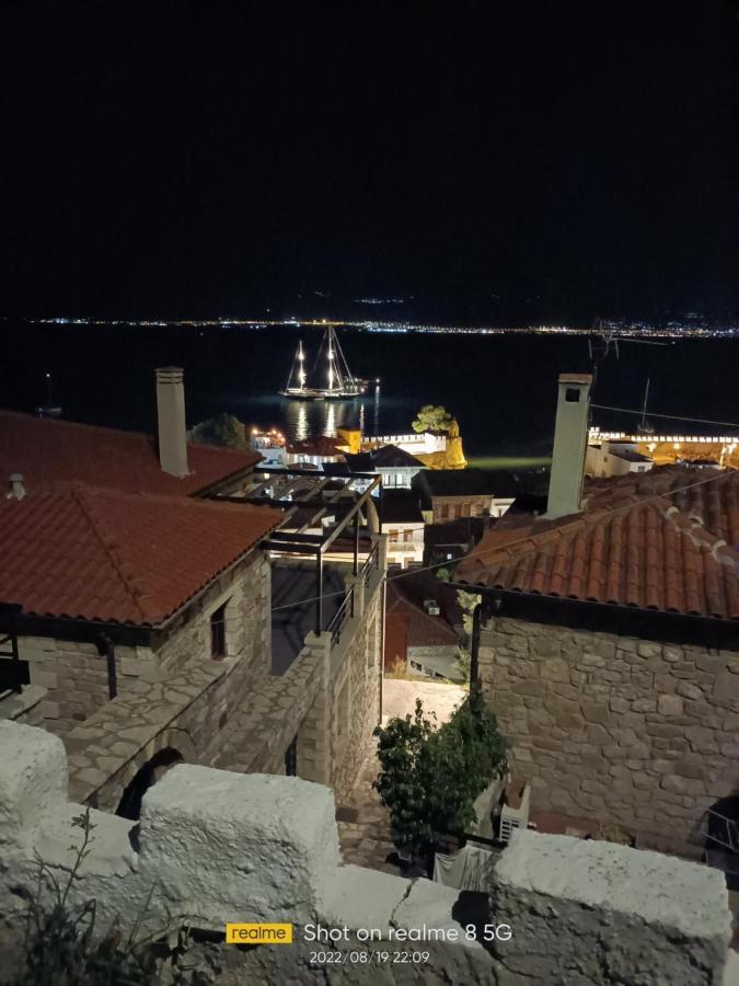 Clock'S House Apartment Nafpaktos Exterior foto