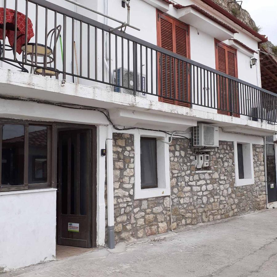 Clock'S House Apartment Nafpaktos Exterior foto