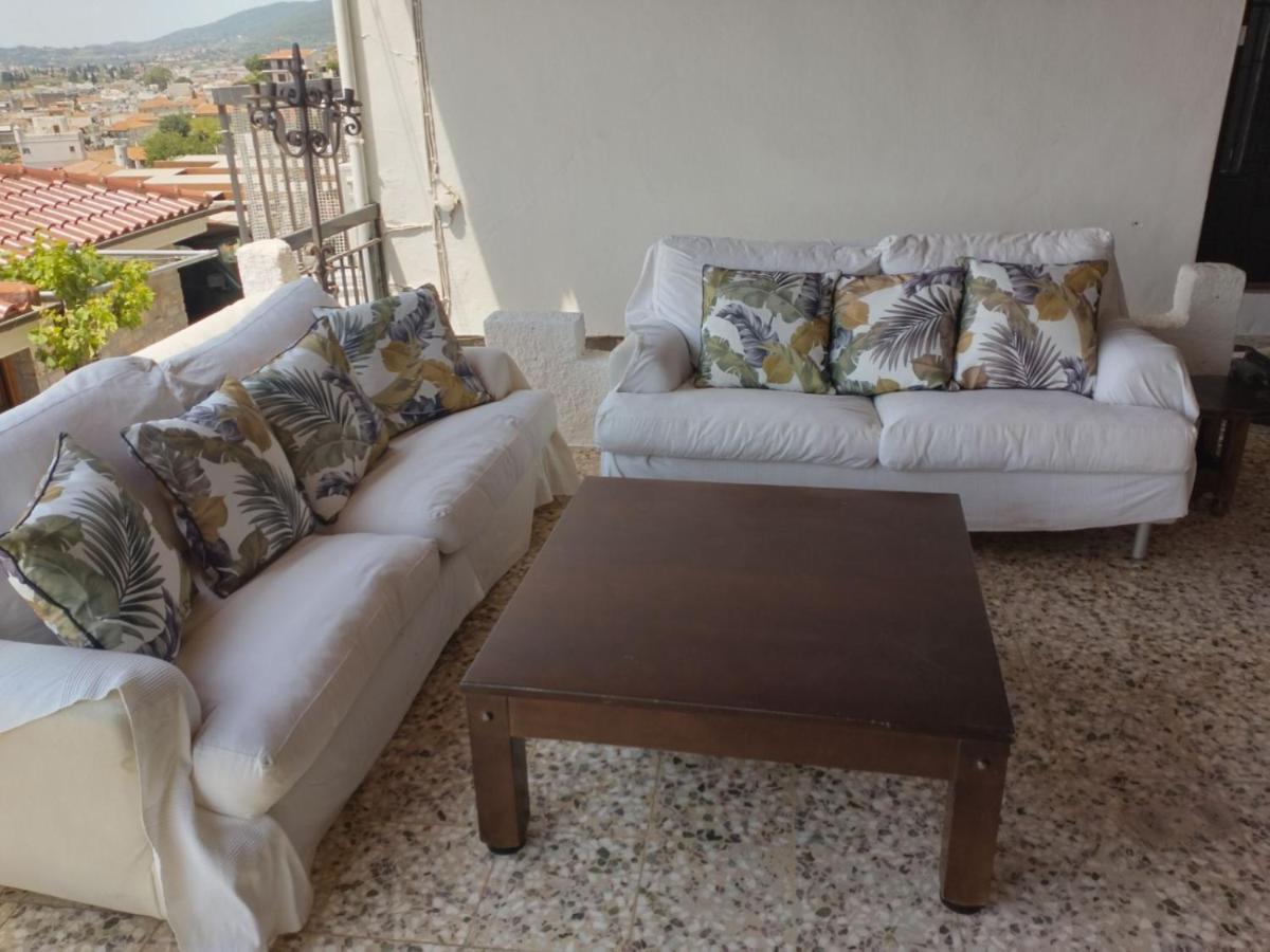 Clock'S House Apartment Nafpaktos Exterior foto